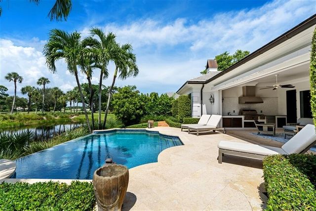 11 Country Road E, Village of Golf, Boynton Beach, FL 33436