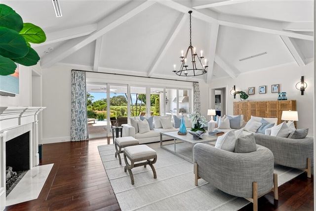 11 Country Road E, Village of Golf, Boynton Beach, FL 33436