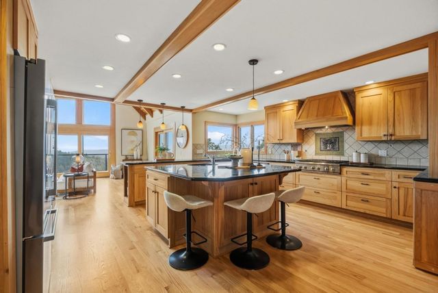 18836 Favre Ridge Road, Los Gatos, CA 95033