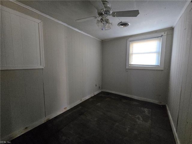 1831 Land Of Promise RD, Chesapeake, VA 23322