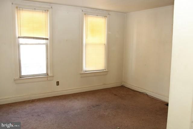 129 E VINE STREET, Chambersburg, PA 17201