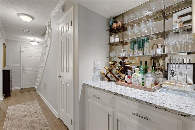 110 Courtyard Terrace, Roswell, GA 30075