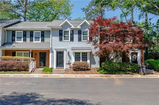 110 Courtyard Terrace, Roswell, GA 30075