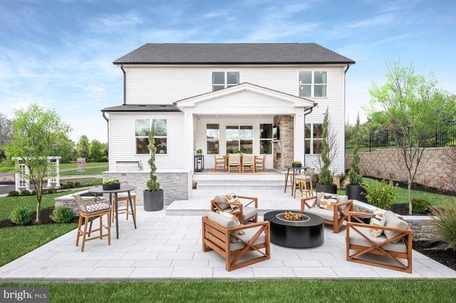 303 GRAYSON CT, Royersford, PA 19468
