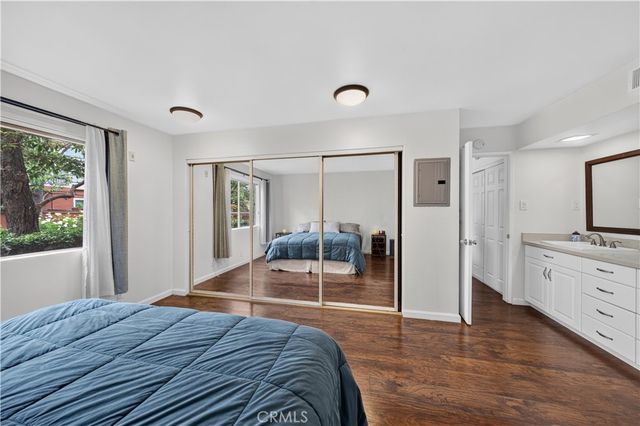 400 N Acacia Avenue B17, Fullerton, CA 92831