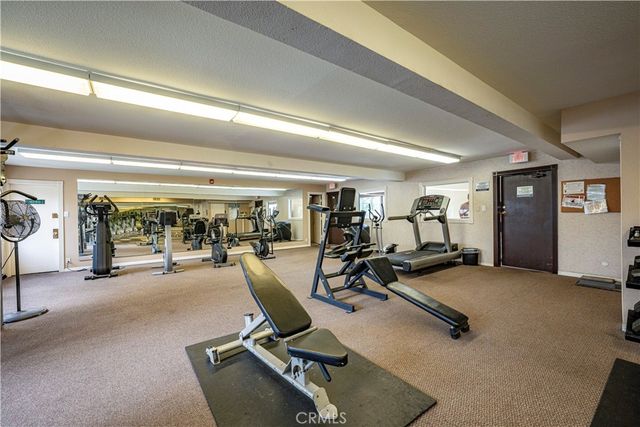 400 N Acacia Avenue B17, Fullerton, CA 92831