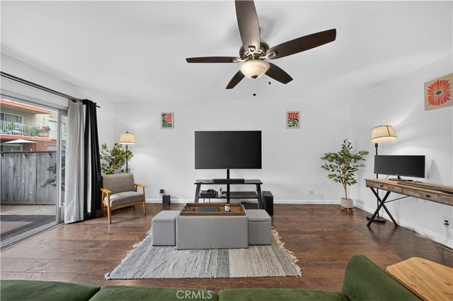 400 N Acacia Avenue B17, Fullerton, CA 92831