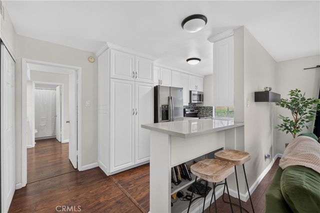 400 N Acacia Avenue B17, Fullerton, CA 92831
