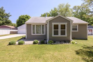 3023 North STREET, East Troy, WI 53120