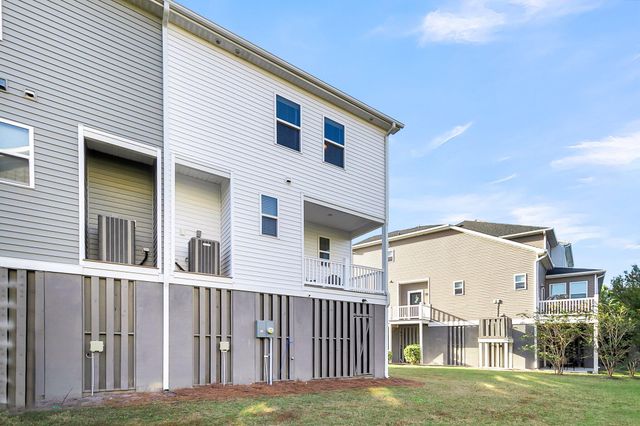 681 Mclernon Trace, Johns Island, SC 29455