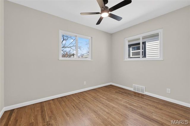 2121 Esther Avenue, St Louis, MO 63139