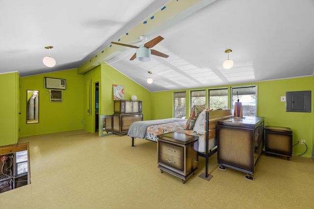 301 Yonder DR, Spicewood, TX 78669