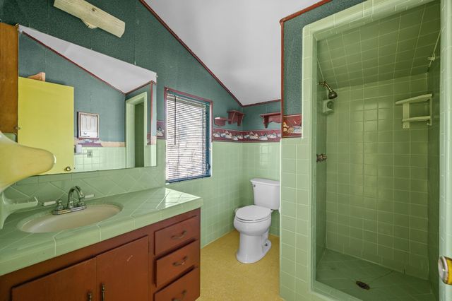 301 Yonder DR, Spicewood, TX 78669