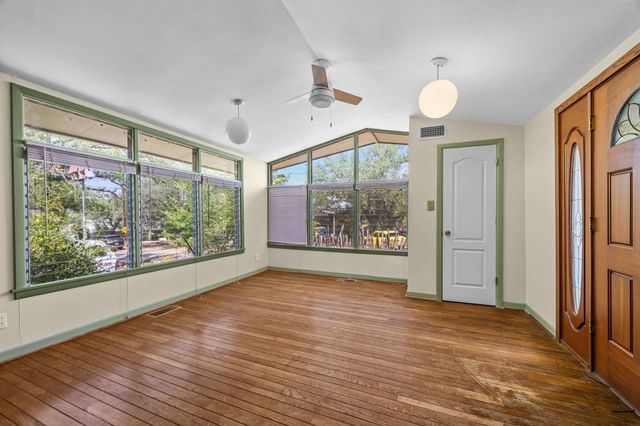 301 Yonder DR, Spicewood, TX 78669