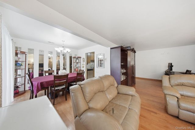 15 Park Avenue 204B, Spring Valley, NY 10977