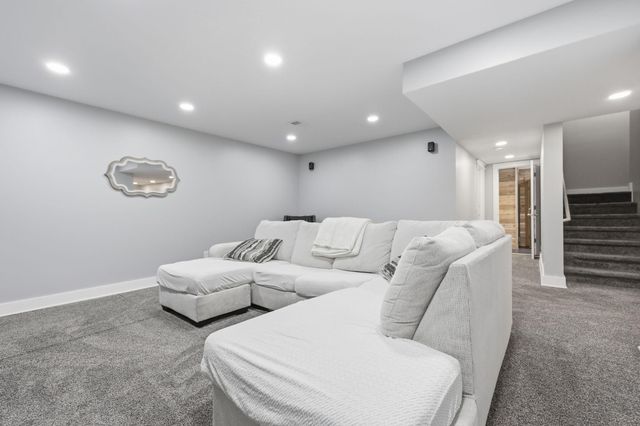 7038 Martin Farms Avenue NE, Elk River, MN 55330