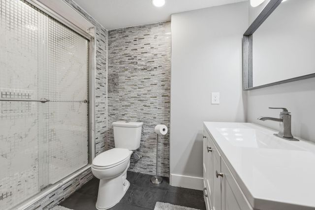7038 Martin Farms Avenue NE, Elk River, MN 55330