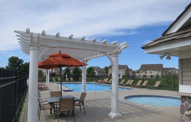7038 Martin Farms Avenue NE, Elk River, MN 55330