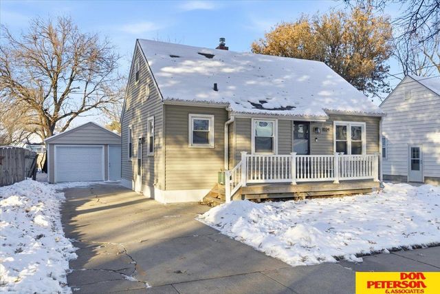 1024 E 8th Street, Fremont, NE 68025