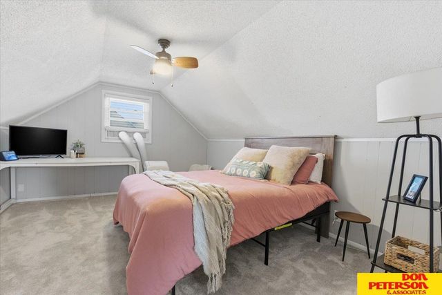 1024 E 8th Street, Fremont, NE 68025