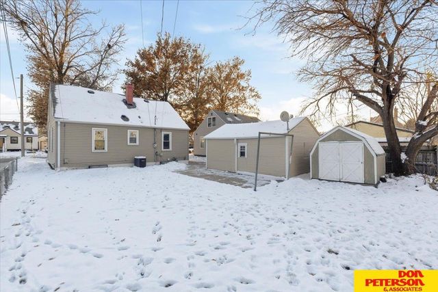 1024 E 8th Street, Fremont, NE 68025