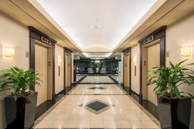 333 W Vine Street 1700, Lexington, KY 40507