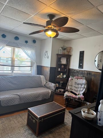 147 Jefferson St, Fall River, MA 02721