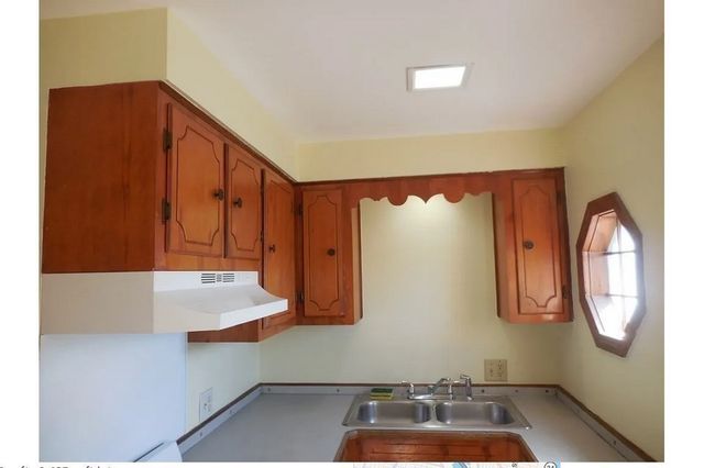 147 Jefferson St, Fall River, MA 02721