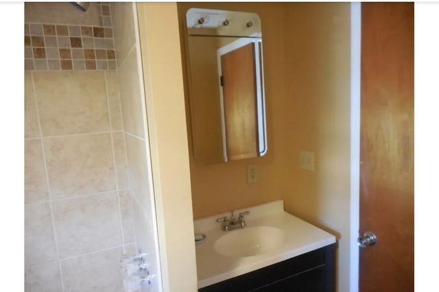 147 Jefferson St, Fall River, MA 02721