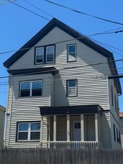 147 Jefferson St, Fall River, MA 02721