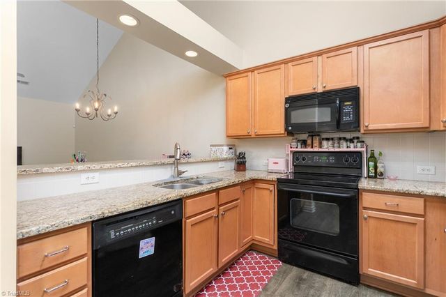 304 Cat Tail Lane, Winston-salem, NC 27127