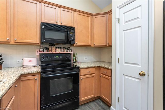 304 Cat Tail Lane, Winston-salem, NC 27127
