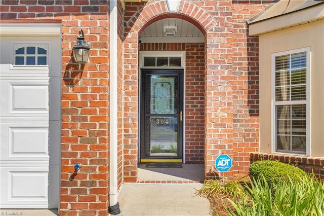 304 Cat Tail Lane, Winston-salem, NC 27127