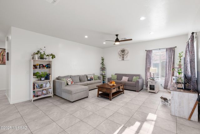 1785 Dove Court, Rio Rico, AZ 85648