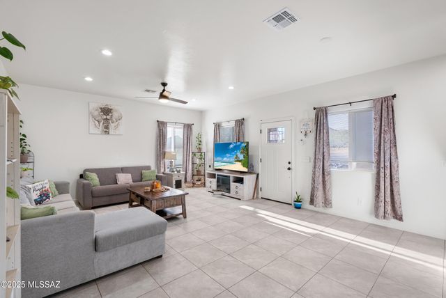 1785 Dove Court, Rio Rico, AZ 85648