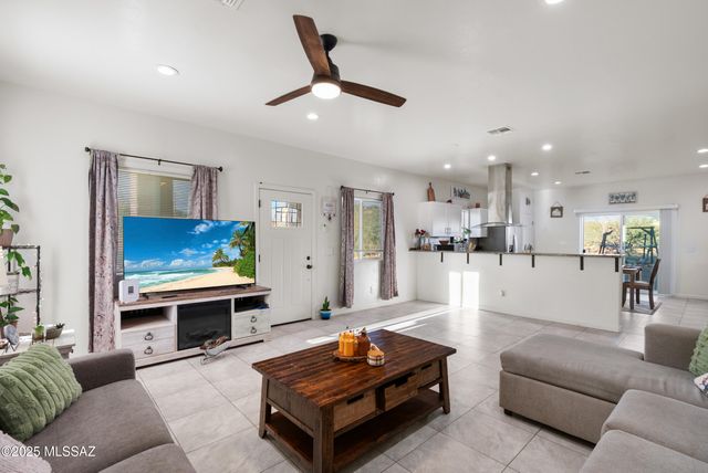 1785 Dove Court, Rio Rico, AZ 85648