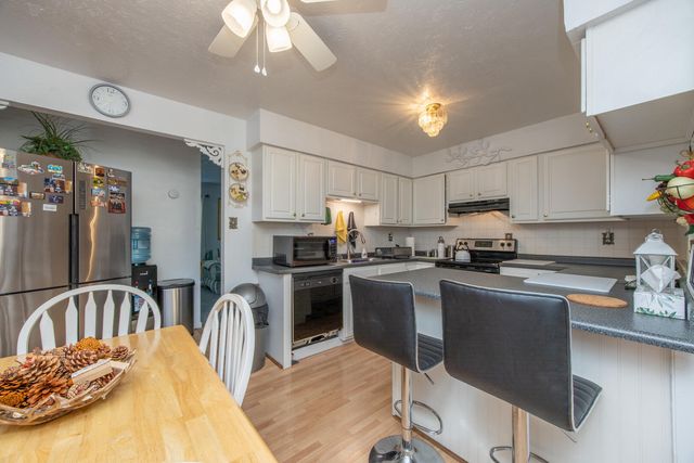 1210 Peacock Road, Paris, KY 40361