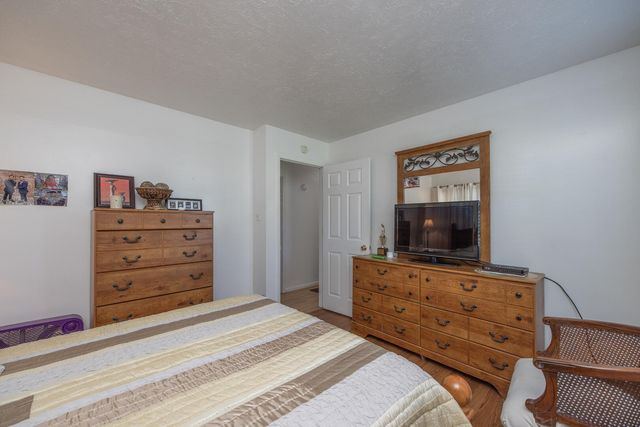 1210 Peacock Road, Paris, KY 40361