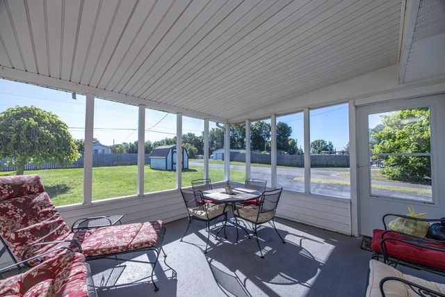 1210 Peacock Road, Paris, KY 40361