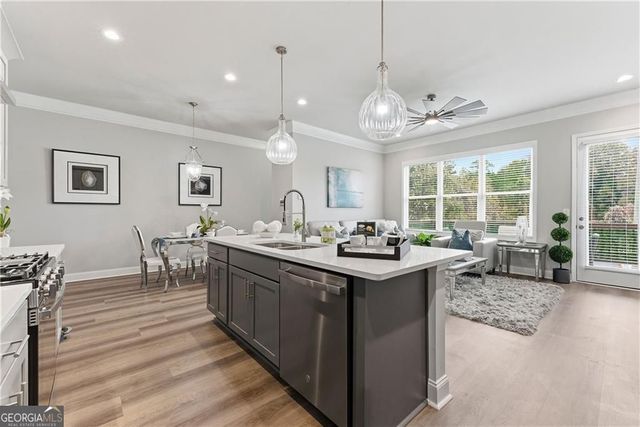 3368 Sarah Trail 5, Decatur, GA 30032