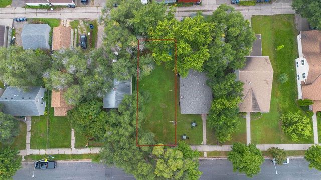5135 Irving Avenue N, Minneapolis, MN 55430