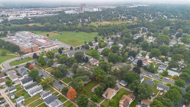 5135 Irving Avenue N, Minneapolis, MN 55430