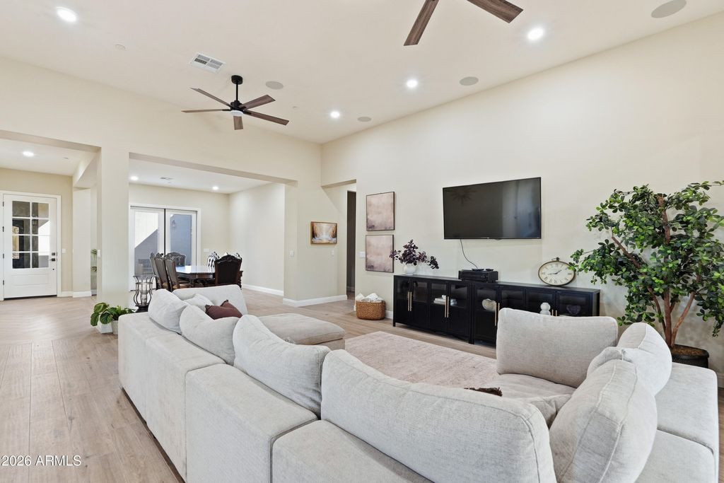 9072 S Krista Drive E, Goodyear, AZ 85338 — photo 4