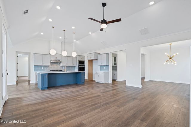 13649 River Grove Lane, Olive Branch, MS 38654