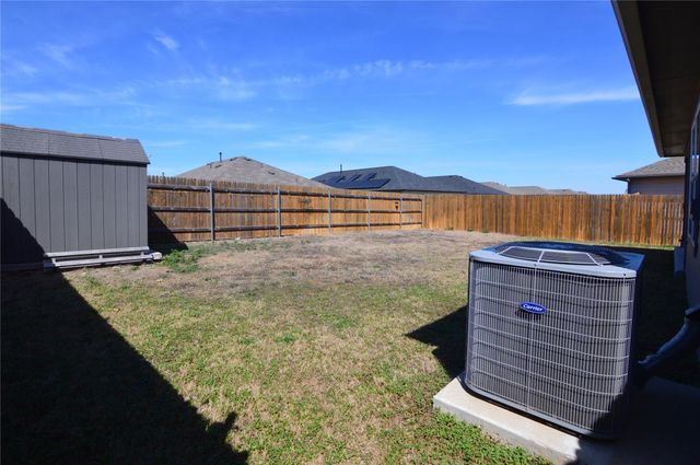 109 BLACK WOLF RUN, San Marcos, TX 78666