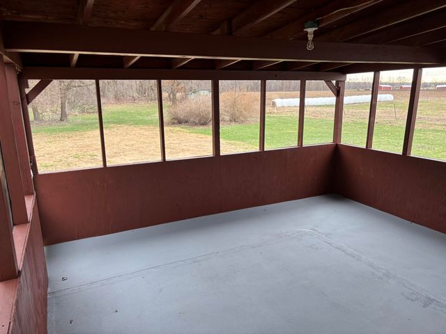 17932 Indian Prairie Road, White Pigeon, MI 49099