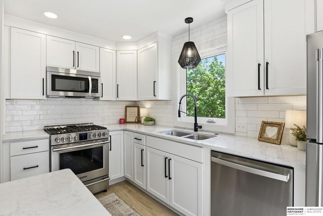 3023 N 67th Avenue, Omaha, NE 68104