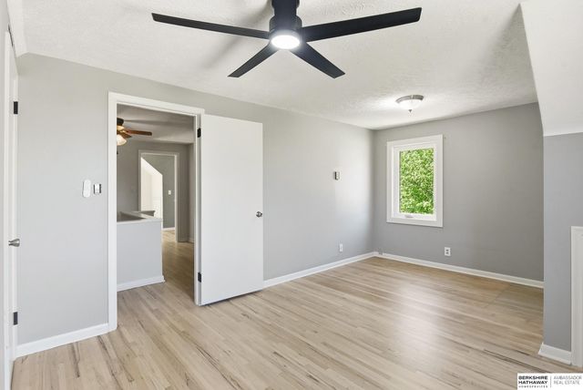 3023 N 67th Avenue, Omaha, NE 68104