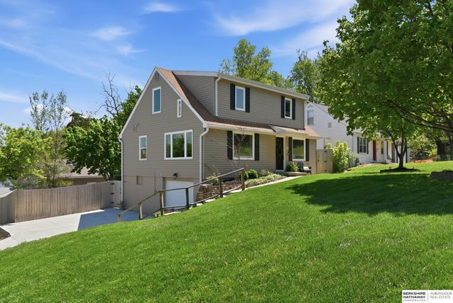 3023 N 67th Avenue, Omaha, NE 68104
