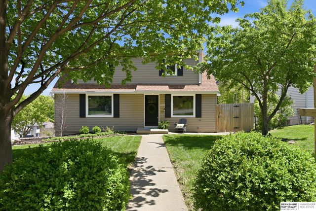 3023 N 67th Avenue, Omaha, NE 68104